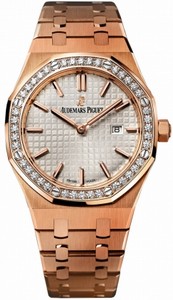 Audemars Piguet Quartz 18kt Rose Gold Silver Dial Brushed 18kt Rose Gold Band Watch #67651OR.ZZ.1261OR.01 (Women Watch)