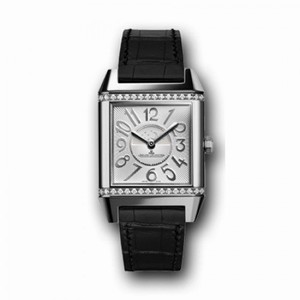 Jaeger LeCoultre Swiss automatic Dial color Silver Watch # Q7058430 (Men Watch)